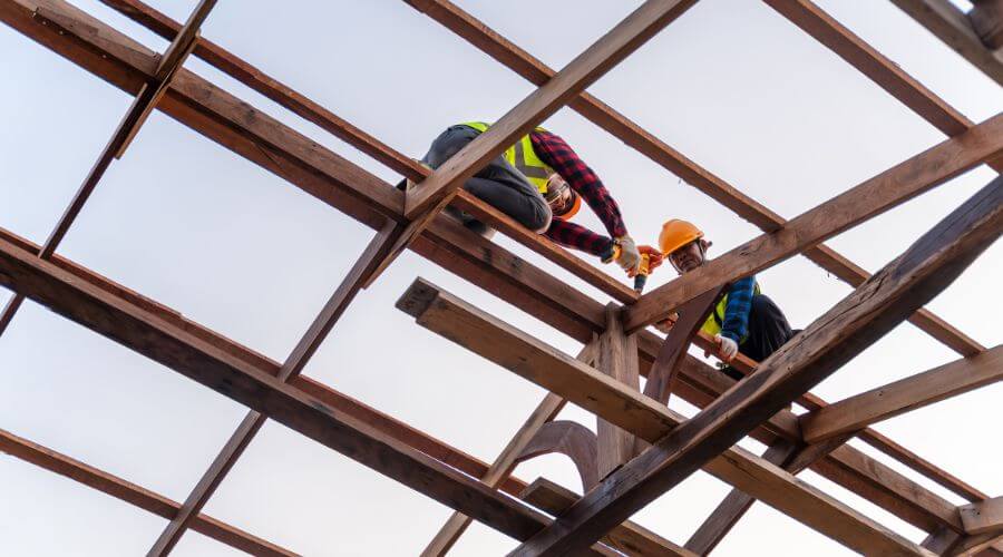 Expert Emergency Roof Repairs services in Martin, KY
